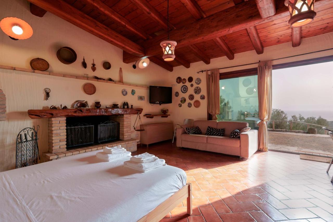Cedri 14 Guest House Capitana Bagian luar foto