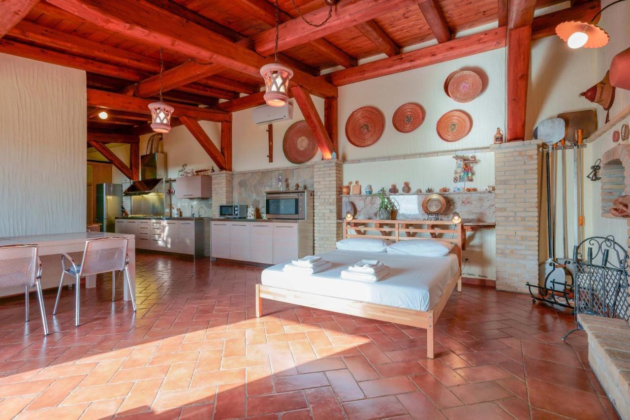 Cedri 14 Guest House Capitana Bagian luar foto