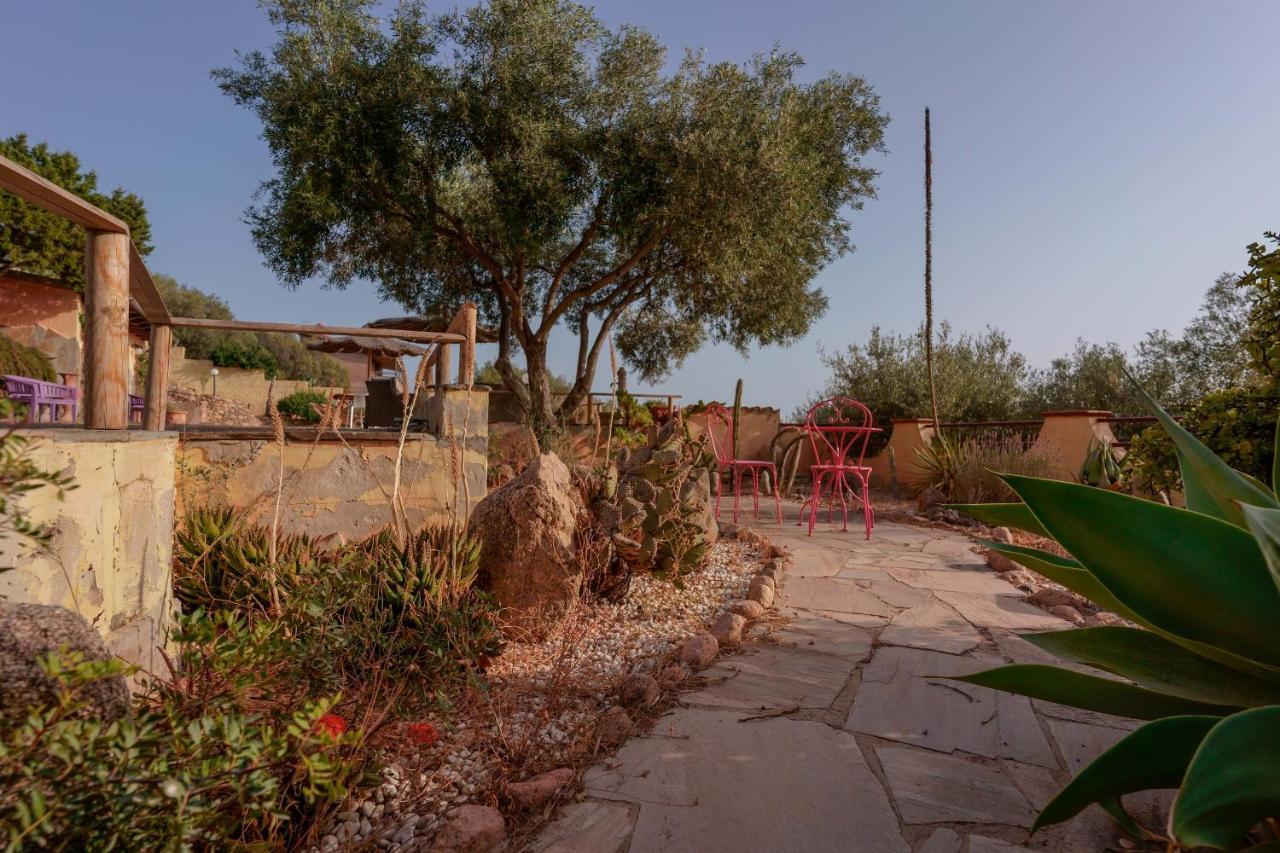 Cedri 14 Guest House Capitana Bagian luar foto